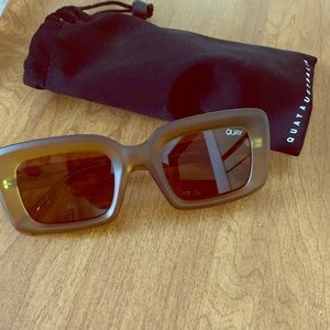 Quay Australia sunnies